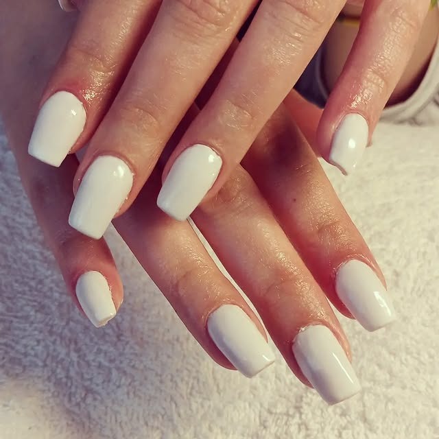 Pose vernis semi-permanent par Byasi'snails